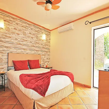 With Heatable Pool Albufeira